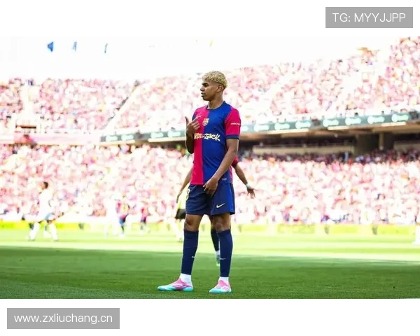 亚马尔是否被巴萨过度依赖？体系兼容性与角色定位解析