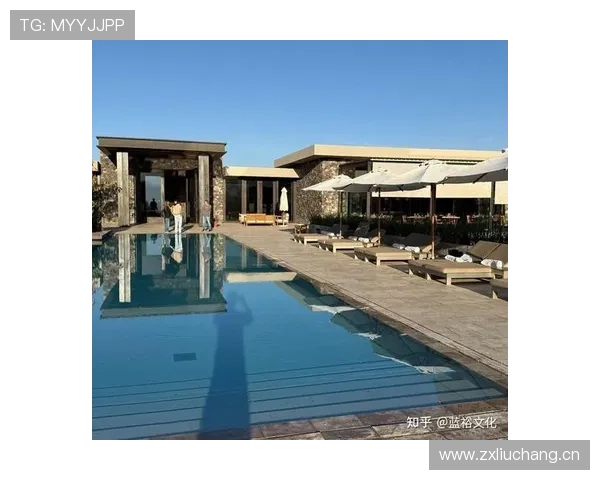 维纳斯大姐这阵子生活真奢华，豪车别墅都不像运动员日常了吧